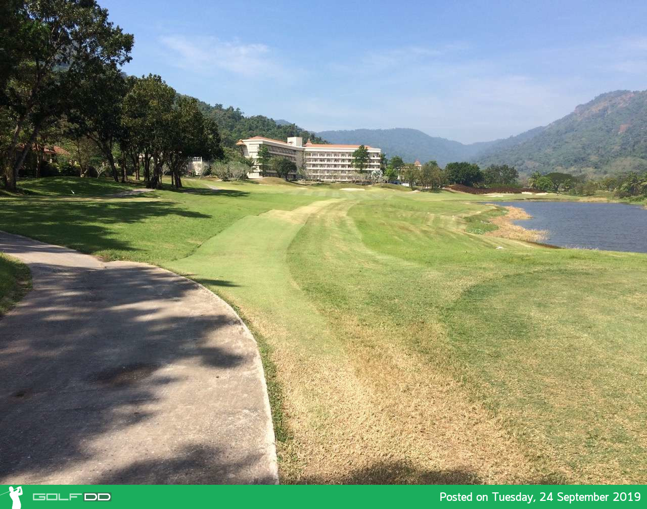โปรดี ไม่ตีได้ไง ลดถึงใจ 61% ที่ Royal Hills Golf Resort & Spa นครนายก พร้อมจองผ่าน golfdd จ่ายเงินที่สนามได้เลย