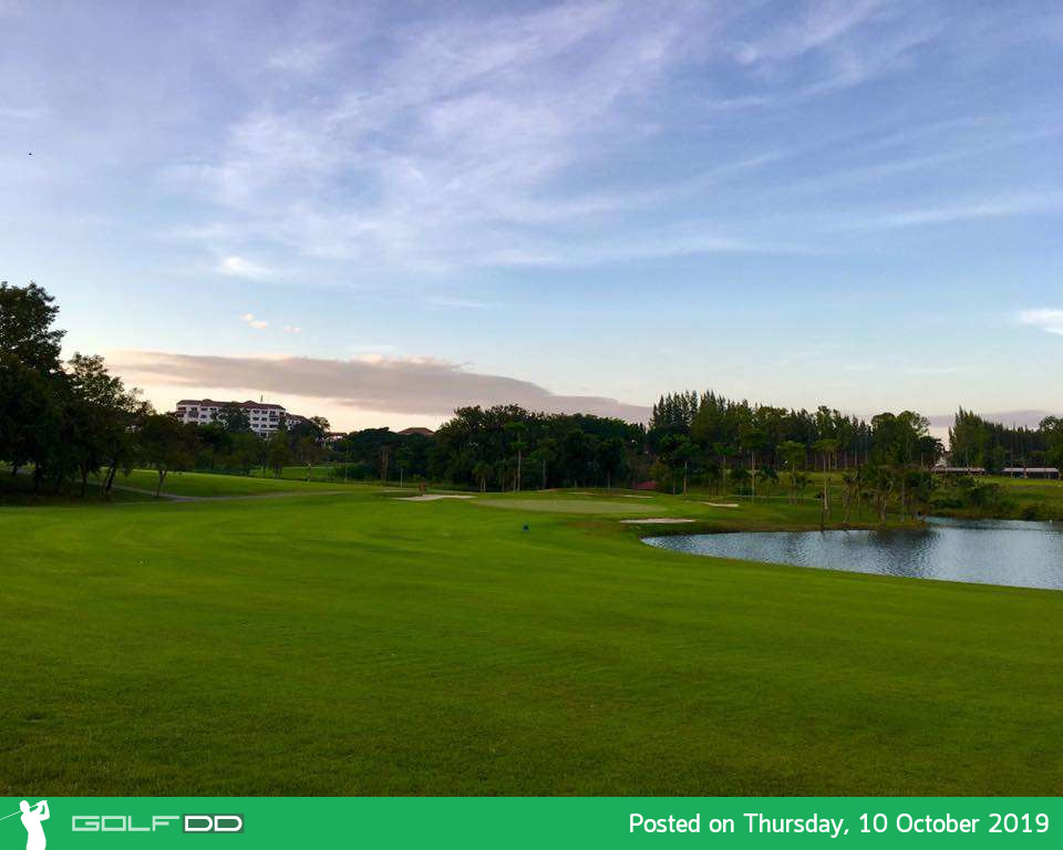 โปรสุดจัด ไม่จัดได้ไง ลด 75% ที่ Sir James Country Club สระบุรี พร้อมจองผ่าน golfdd จ่ายเงินที่สนามได้เลย