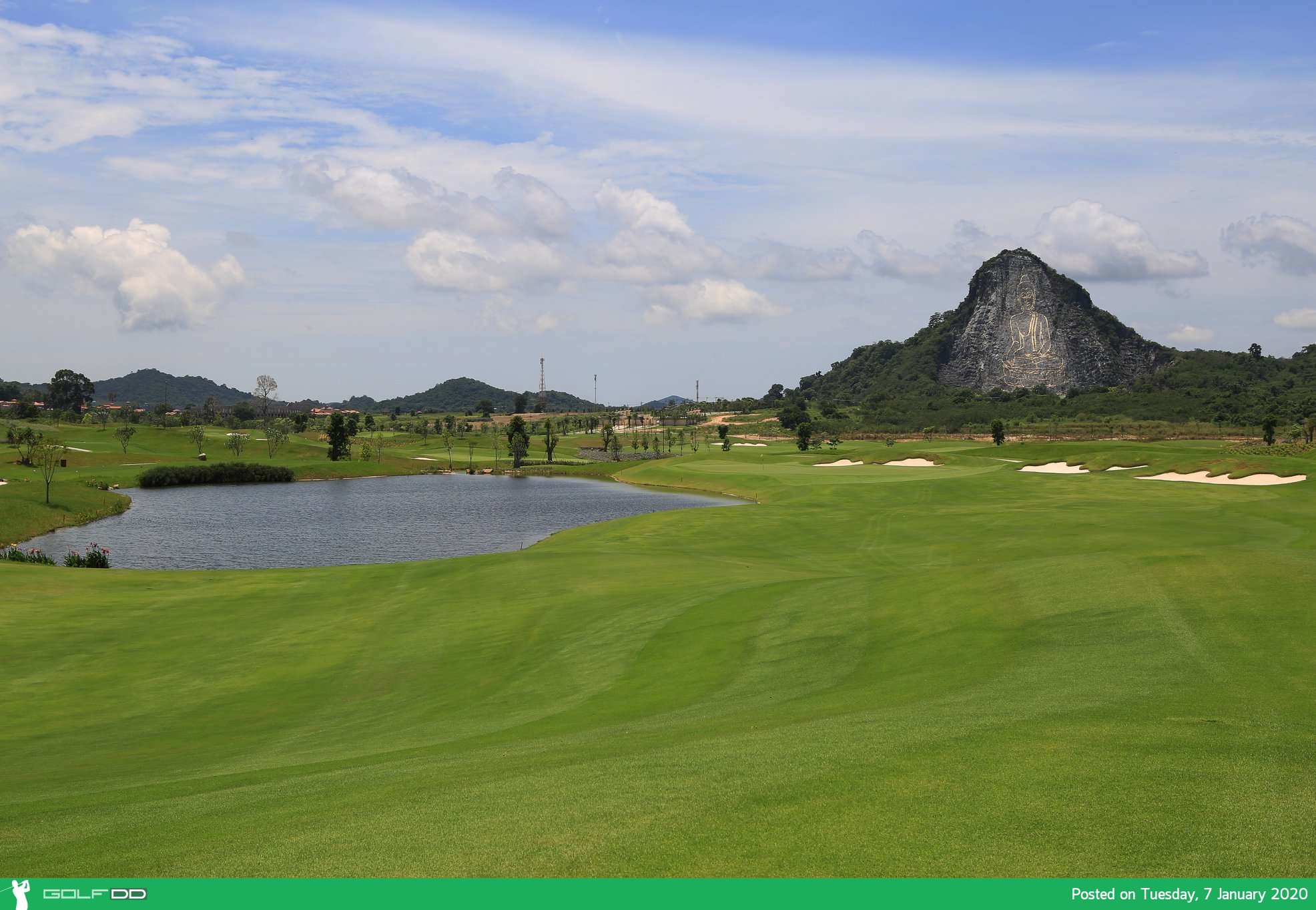 Chee Chan Golf Resort ตีกอล์ฟพร้อมชมทิวทัศน์อันกว้างไกลของเขาชีจรรย์ 