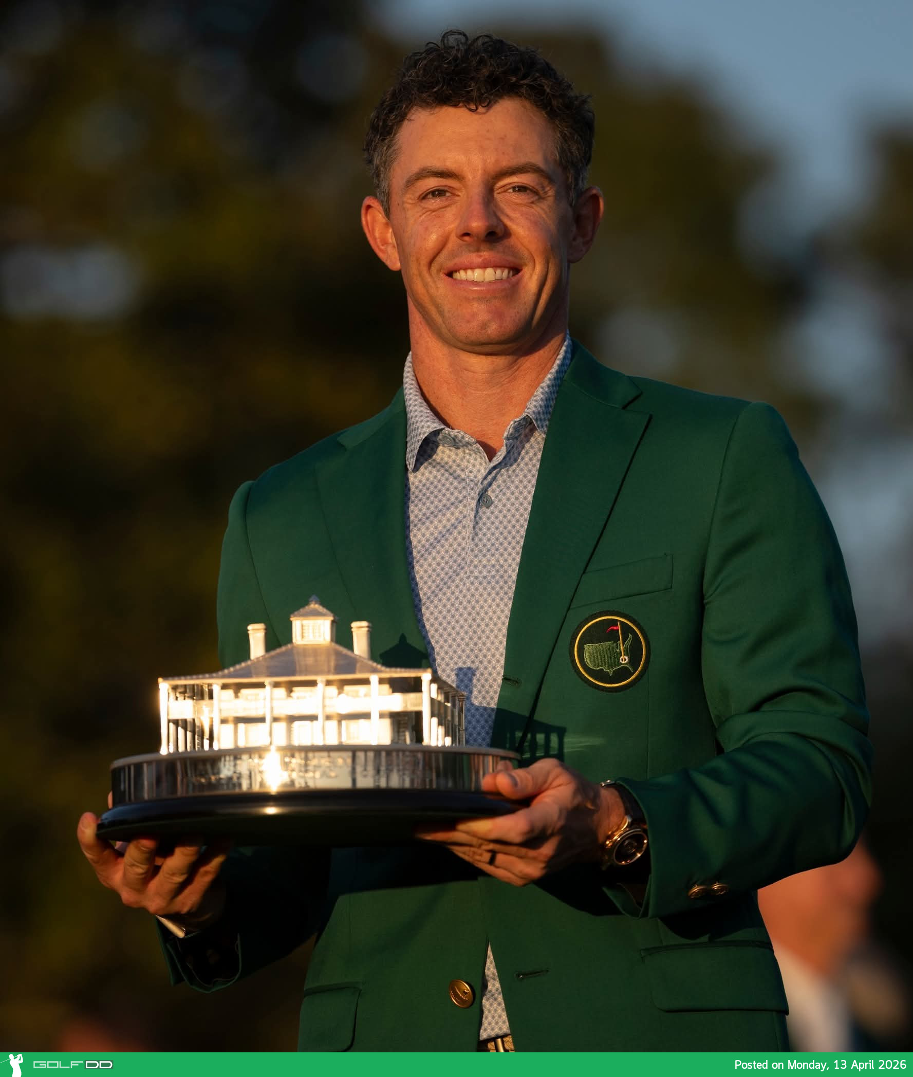 Rory McIlroy ระเบิดฟอร์มสมราคาแชมป์ ป้องกันบัลลังก์ในศึก The Masters Tournament ได้สำเร็จอย่างสุดมัน ด้วยสกอร์รวม 12 อันเดอร์พาร์ ท่ามกลางเกมกดดันที่ลุ้นกันจนช็อตสุดท้าย 