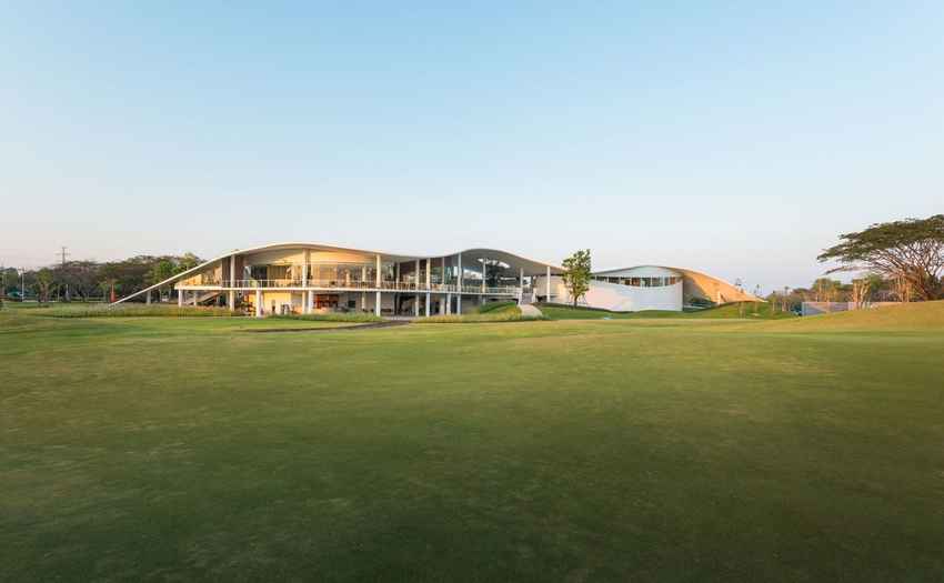 Pattaya Country Club พื้นที่แห่งความสุขแบบครบวงจร 