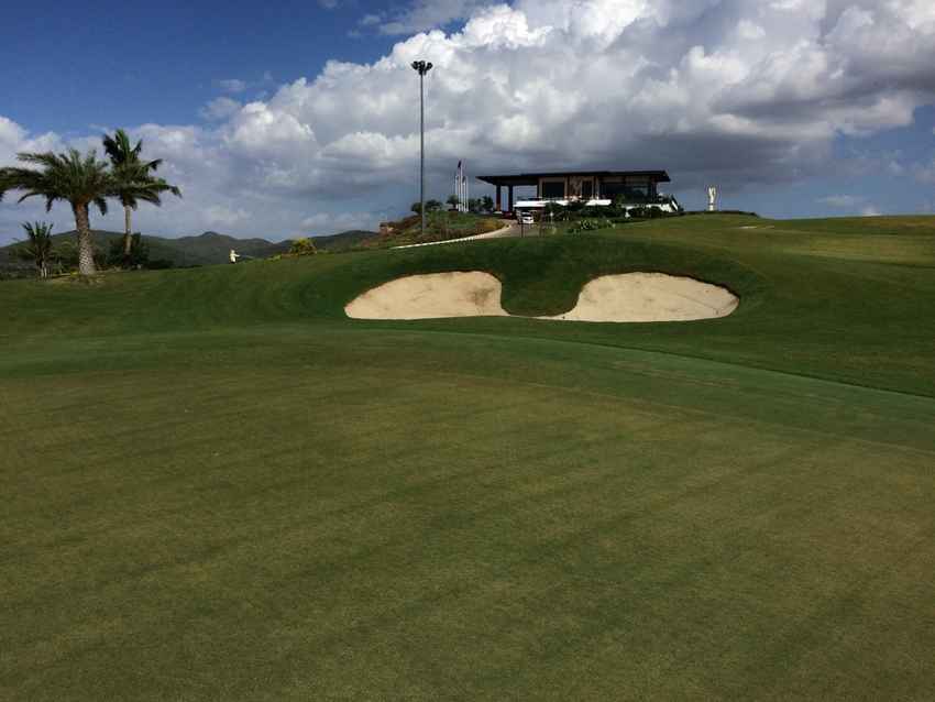 Grand Prix Golf Club ตีกอล์ฟเมืองกาญฯ เบิกบานสำราญใจ 
