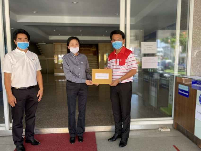 กลุ่มสนามกอล์ฟจังหวัดปทุมธานี ร่วมยื่นหนังสือเสนอมาตรการป้องกันไวรัสโควิด-19 พร้อมขออนุมัติเปิดให้บริการ 1 พฤษภาคม 2563 