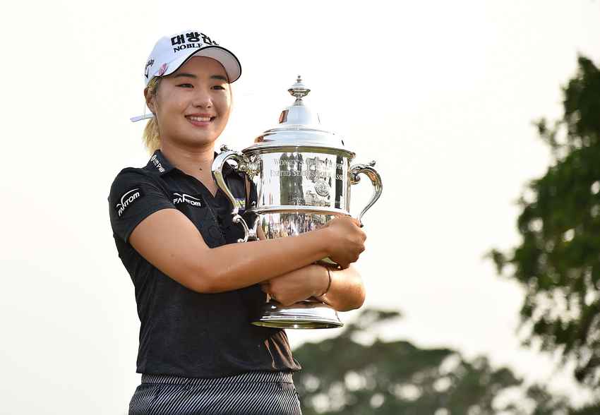 จองอึน ลี6 สาวเกาหลีใต้นำห่าง 5 สโตรก ที่สกอร์รวม 18 อันเดอร์ 195 เข้าสู่รอบสุดท้ายกอล์ฟเมเจอร์ Amundi Evian Championship 