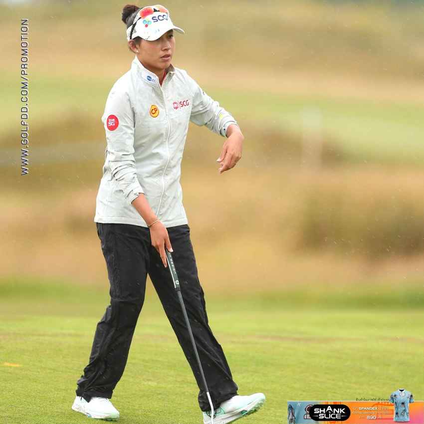 “จีโน่” อาฒยา ฐิติกุล ออกสตาร์ทท่ามกลางสภาพทั้งฝนและลมก่อนจะจบอีเวนพาร์ 72 