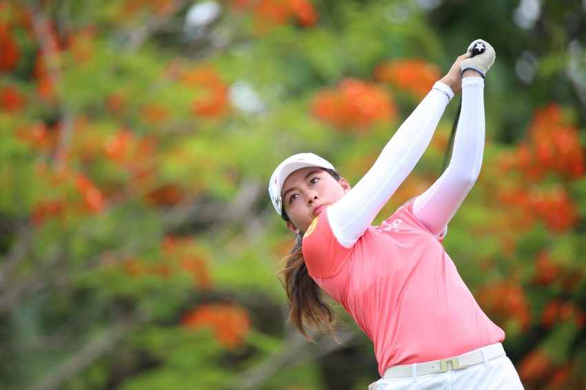 อาฒยา ฐิติกุล รุกกี้แอลพีจีเอทัวร์ 2022 ที่กำลังลุ้นแชมป์ที่ 3  ตามผู้นำ โจดี้ ชาดอฟฟ์ 6 สโตรก ในศึก LPGA MEDIHEAL Championship 