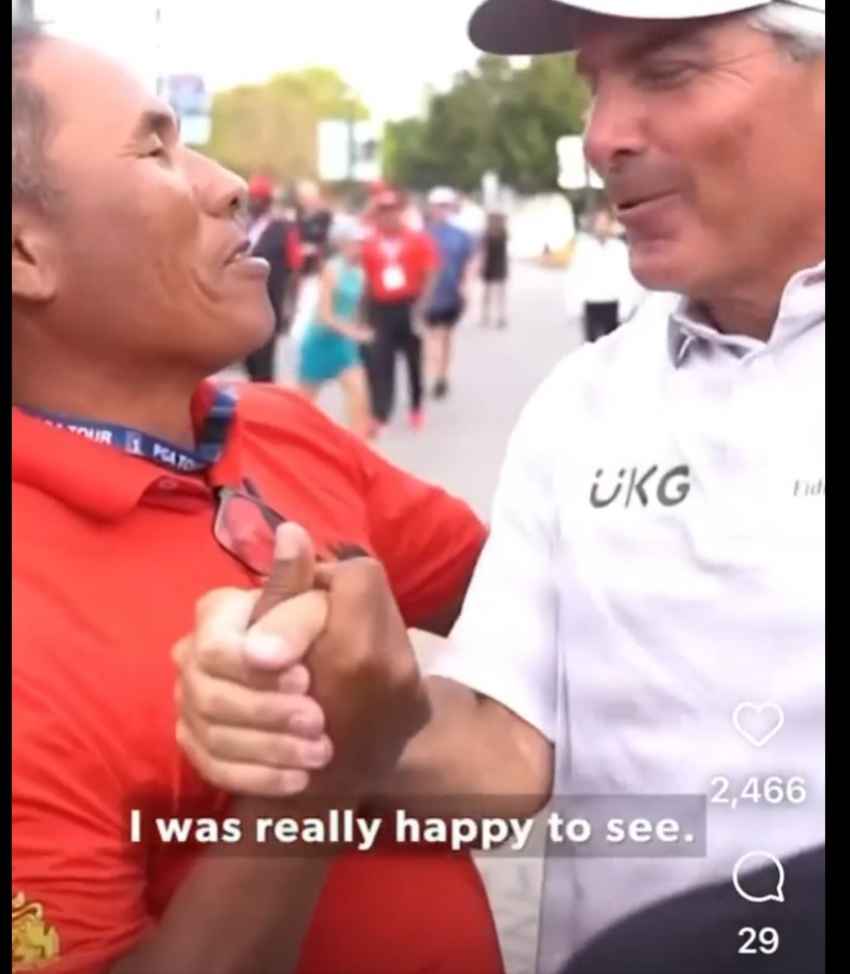 ธงชัยใจดี แสดงความยินดีกับ เฟร็ด คัพเพิ่ลส์ หลังจากโปรชาวอเมริกัน คว้าแชมป์รายการ SAS Championship 