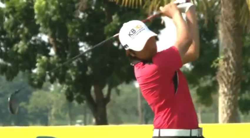 ณัฐกฤตา วงศ์ทวีลาภ แชมป์เก่า ทำอีเวนพาร์ 70 รวมสามวัน 9 อันเดอร์พาร์ 201 นำต่อหลังจบรอบสาม 