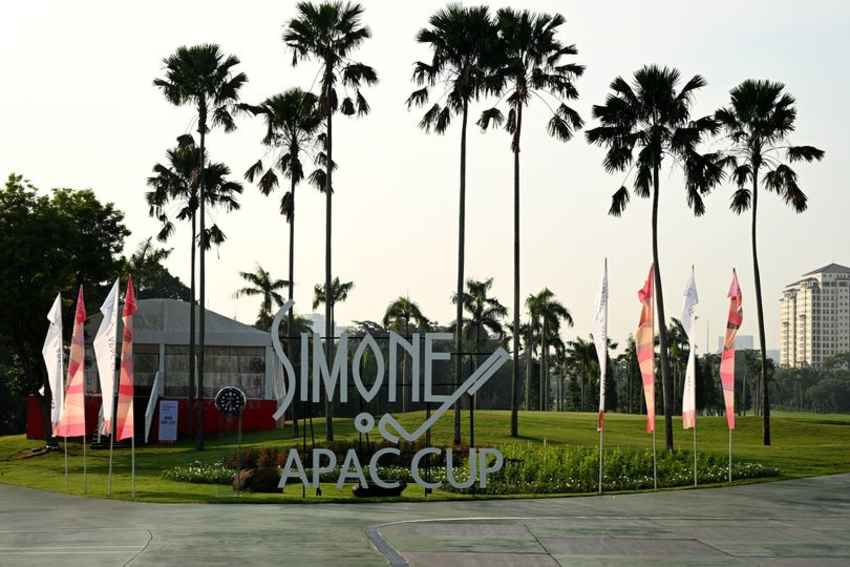 As golf tournaments globally take a temporary break, women's golf in the Asia-Pacific region stands out as an exception to this trend. 