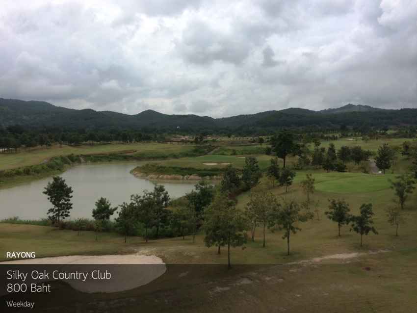 Silky Oak Country Club - สนามน่าออกรอบย่านชลบุรี  เลยเอาท์ คุณภาพ กรีนฟี ไม่ถึงพัน วันธรรมดา 